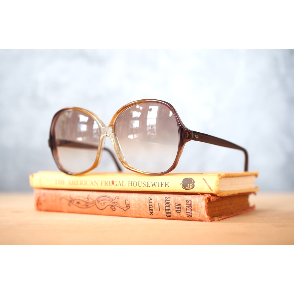 70s Vintage Sunglasses USA Glam Retro Grandma Chic Oversized Festival Disco NOS